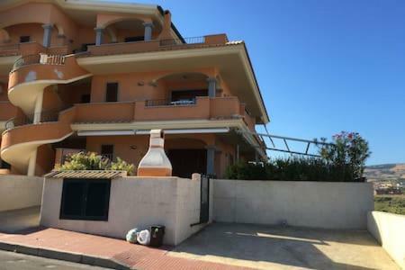 Castelsardo,Lu Bagnu Apartment Ngoại thất bức ảnh
